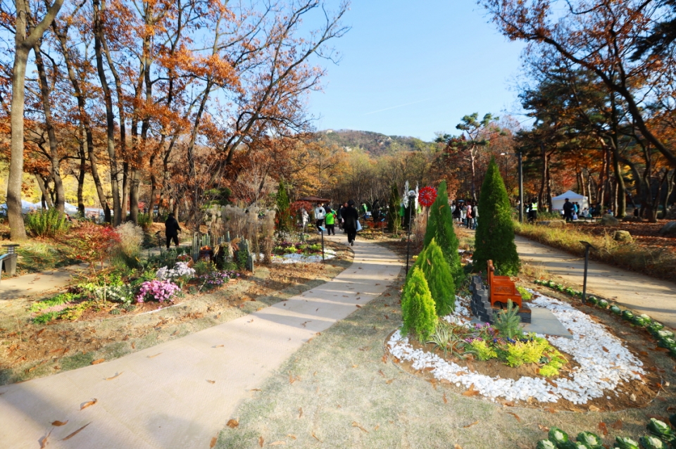 오미생태공원 내 백인백향기원 (사진=금천구)